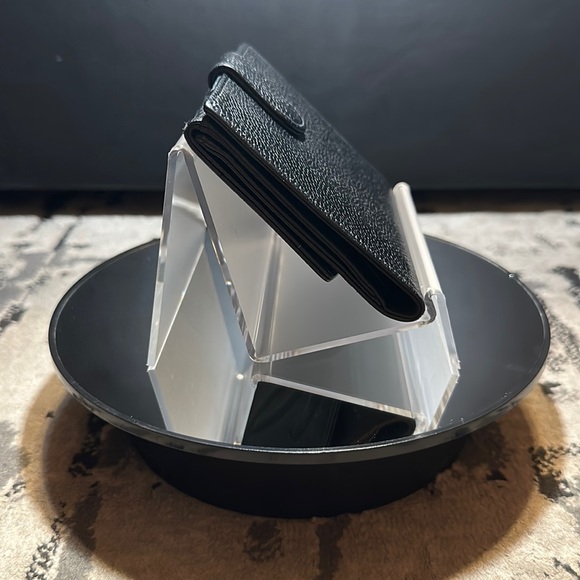 Like NEW Chanel Timeless Compact Black Caviar Wallet - Picture 11 of 14